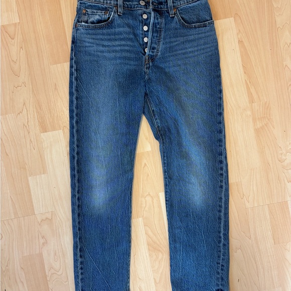 Levi's 501 Blue Jeans Button Fly - Picture 2 of 3